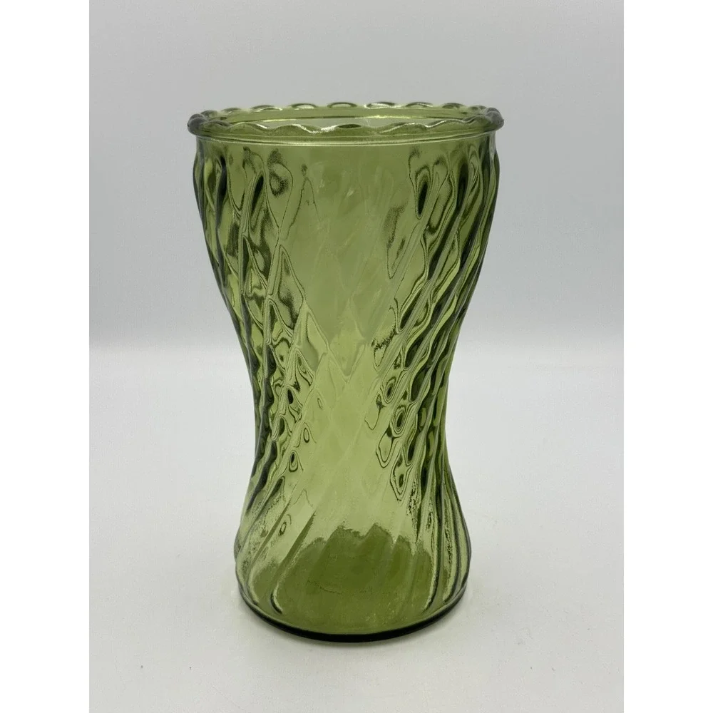 Vintage Avocado Green Twisted Spiral Swirl Glass Vase 8
